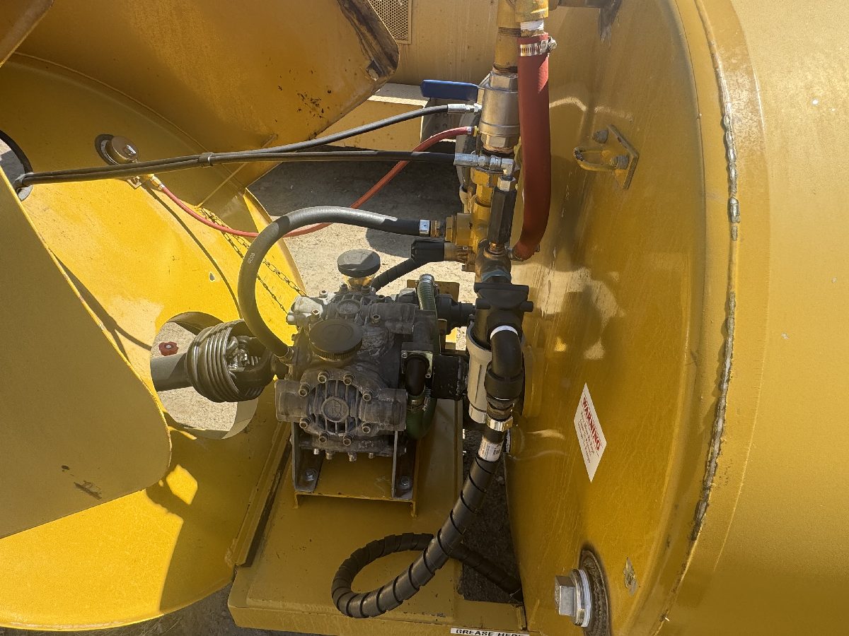 Fully serviced Orchard sprayer